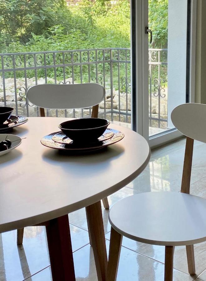 Old Town City Center Apartment Ruse Esterno foto