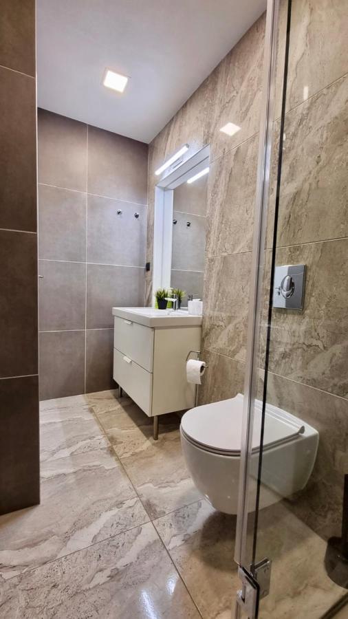 Old Town City Center Apartment Ruse Esterno foto
