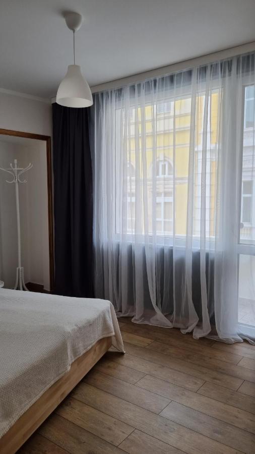 Old Town City Center Apartment Ruse Esterno foto